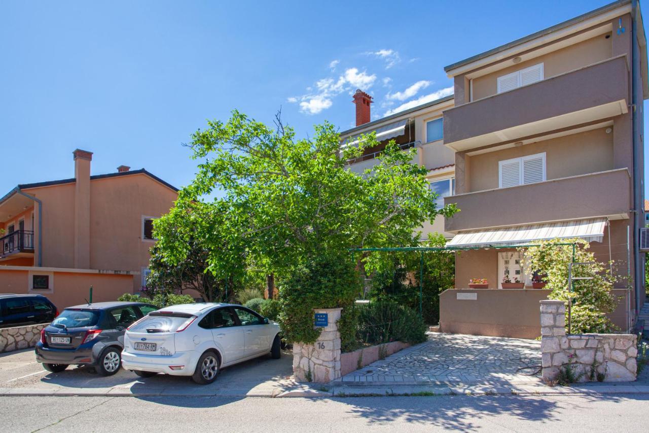 Apartment Rajci Cres Εξωτερικό φωτογραφία